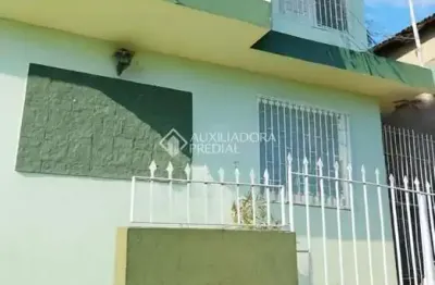 Casa com 4 quartos à venda na Rua Laudelina Maria da Cruz Lemos, 97, Centro, Florianópolis, 125 m2 por R$ 550.000