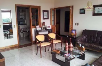 Perto do colégio farroupilha, vendo apartamento de três dormitórios