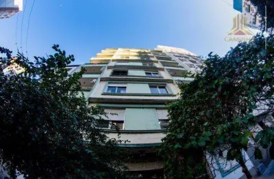 Vendo apartamento de três dormitórios, em andar alto, na rua demétrio ribeiro, centro de porto alegre rs