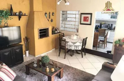 Vendo casa de três dormitórios com três vagas de garagem no bairro jardim botânico em porto alegre rs
