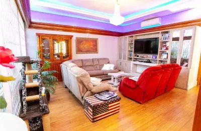 Casa em condomínio fechado com 1 quarto à venda na Rua Derly Monteiro, 395, Jardim Planalto, Porto Alegre