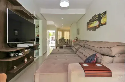 Casa em condomínio fechado com 3 quartos à venda na Rua Guatambu, 798, Hípica, Porto Alegre