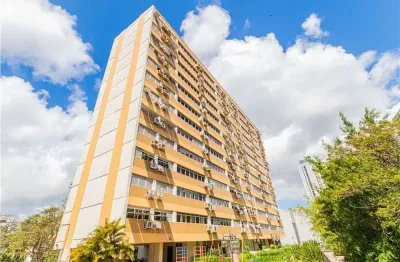 Apartamento com 3 quartos à venda na Rua Professor Cristiano Fischer, 99, Petrópolis, Porto Alegre