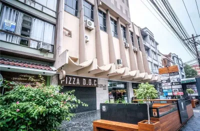 Ponto comercial à venda na Rua 24 De Outubro, 1, Auxiliadora, Porto Alegre