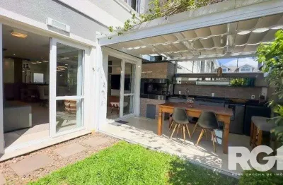 Casa em condomínio fechado com 4 quartos à venda na Rua Gralha Azul, 555, Jardim Carvalho, Porto Alegre