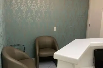 Sala comercial para alugar na Avenida Taquara, 386, Petrópolis, Porto Alegre