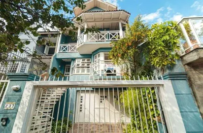 Casa em condomínio fechado com 4 quartos à venda na Rua João Berutti, 237, Chácara das Pedras, Porto Alegre