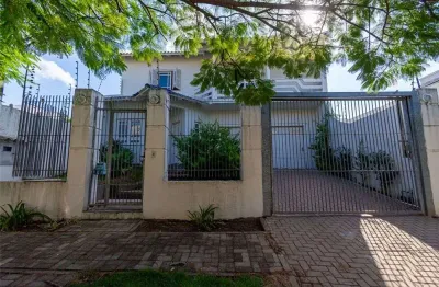 Casa em condomínio fechado com 4 quartos à venda na Rua das Bromélias, 184, Moinhos De Vento, Canoas