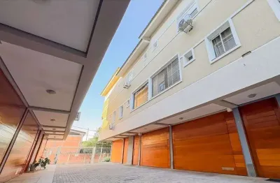 Casa em condomínio fechado com 3 quartos à venda na Rua Tunísia, 25, Vila Ipiranga, Porto Alegre