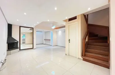 Casa em condomínio fechado com 2 quartos à venda na Rua Doutor Barcelos, 2317, Tristeza, Porto Alegre