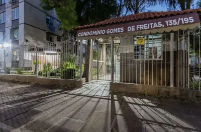 Apartamento com 2 quartos à venda na Rua Gomes de Freitas, 280, Vila Ipiranga, Porto Alegre