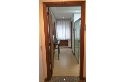 Sala comercial à venda na Rua Fernando Gomes, 128, Moinhos de Vento, Porto Alegre