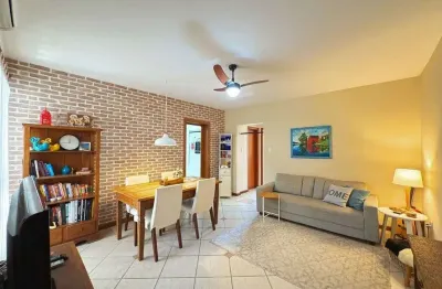 Apartamento com 2 quartos à venda na Rua Miguel Tostes, 694, Rio Branco, Porto Alegre