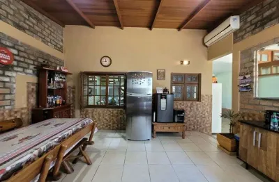 Casa em condomínio fechado com 3 quartos à venda na Rua Itati, 578, Santa Isabel, Viamão