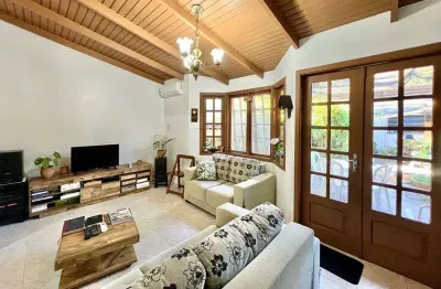 Casa em condomínio fechado com 3 quartos à venda na Rua Vinte e Dois de Abril, 568, Nossa Senhora das Graças, Canoas