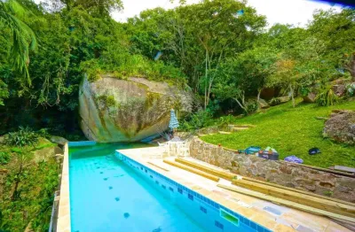 Casa em condomínio fechado com 4 quartos para alugar no Campeche, Florianópolis  por R$ 10.000