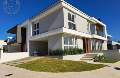 Casa com 3 quartos à venda no rio tavares, florianópolis  por r$ 2.700.000