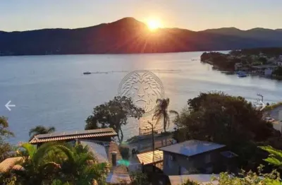 Terreno à venda na barra da lagoa, florianópolis  por r$ 3.810.000