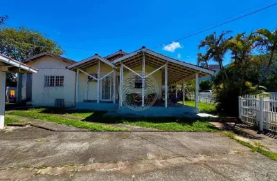 Casa com 3 quartos à venda no Campeche, Florianópolis  por R$ 1.450.000