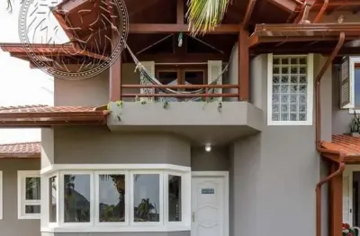 Casa com 4 quartos à venda no lagoa da conceição, florianópolis , 340 m2 por r$ 3.200.000