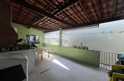 'oportunidade' sobrado amplo com 02 dormitórios e + 01 dormitório opcional em localização privilegiada na vila curuçá