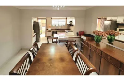 GRANDE OPORTUNIDADE! Sobrado 153m², 3 Dorms, 2 Vagas - Próx. Shopping Atrium.