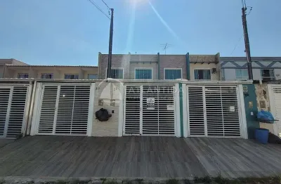 Sobrado com 2 dormitórios no bairro são francisco de assis - camboriú