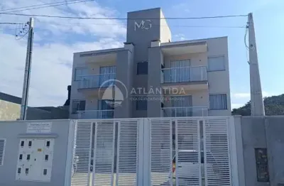 Apartamento térreo 2 dormitórios - rio pequeno - camboriú
