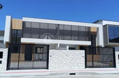 Casa com 3 quartos à venda no Rio Pequeno, Camboriú 