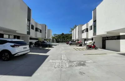 Sobrado mobiliado 3 dormitórios e 2 vagas - rio pequeno - camboriú