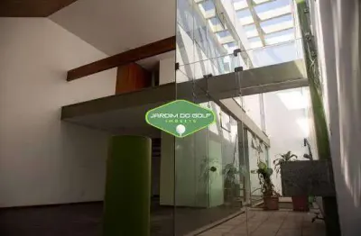 Casa comercial para alugar na Rua Maturi, Moema, São Paulo
