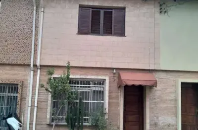 Sobrado em vila no tatuapé na rua santa catarina 745 mil pertinho do corinthians