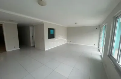 8010 (697n) - apartamento à venda no jd guanabara, macaé/rj