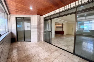 Apartamento com 3 quartos à venda no Cavaleiros, Macaé 