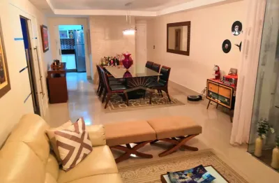 1004 -  Apartamento à Venda no bairro da Praia do Pecado - Macaé, RJ