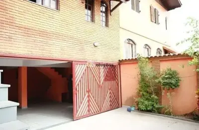 Casa com 3 quartos à venda na Rua São Urbano, 165, Vila Yara, São Paulo