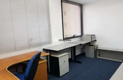 Sala comercial para alugar na Rua Alves Guimarães, 462, Pinheiros, São Paulo