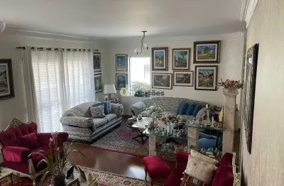 Apartamento com 3 quartos à venda na Avenida Chibarás, 880, Moema, São Paulo