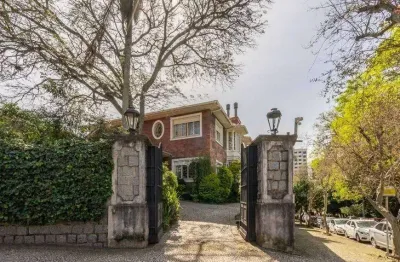 Casa com 5 quartos para alugar na avenida luiz manoel gonzaga, 506, três figueiras, porto alegre por r$ 35.000