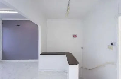 Sala comercial para alugar na benjamim constant, 1809, floresta, porto alegre por r$ 5.000