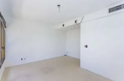 Sala comercial para alugar na avenida wenceslau escobar, 1823, tristeza, porto alegre por r$ 2.500
