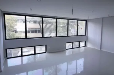 Sala comercial para alugar na rua fernando gomes, 188, moinhos de vento, porto alegre por r$ 3.880