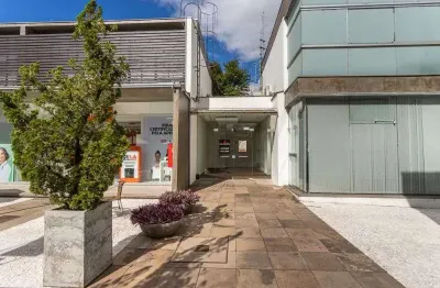 Ponto comercial para alugar na rua alberto silva, 57, vila ipiranga, porto alegre por r$ 7.800