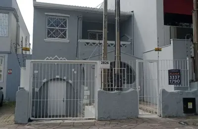 Casa comercial para alugar na avenida protásio alves, 2826, petrópolis, porto alegre por r$ 4.500