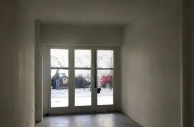 Ponto comercial para alugar na avenida venâncio aires, 480, farroupilha, porto alegre por r$ 2.700