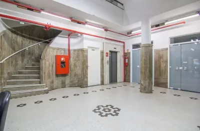 Sala comercial para alugar na rua dos andradas, 1332, centro histórico, porto alegre por r$ 2.139