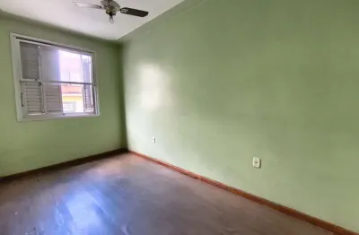 Apartamento com 1 quarto para alugar na Rua Souza Reis, 556, São João, Porto Alegre por R$ 900