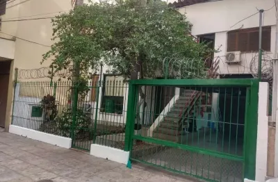 Casa com 6 quartos para alugar na travessa tuyuty, 83, centro histórico, porto alegre por r$ 6.700