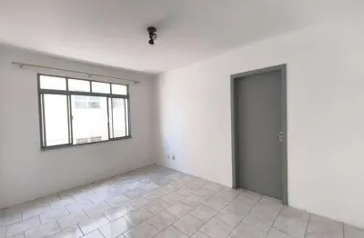 Apartamento com 2 quartos para alugar na rua felicíssimo de azevedo, 273, auxiliadora, porto alegre por r$ 2.000