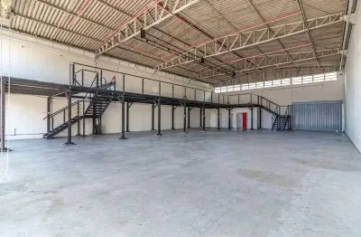 Barracão / Galpão / Depósito para alugar na Avenida Benjamin Constant, 736, Floresta, Porto Alegre por R$ 21.000